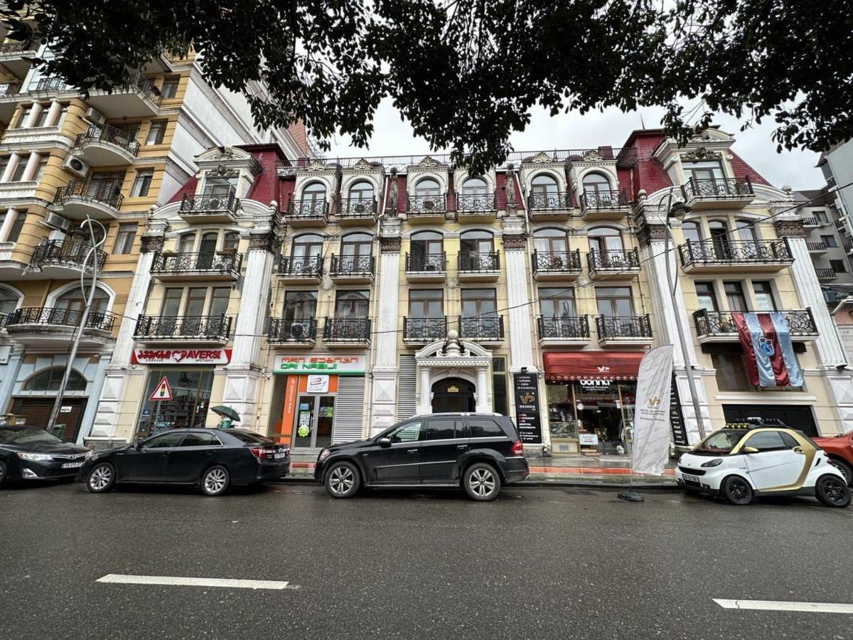 Tavdadebuli Apartment Batumi Kültér fotó