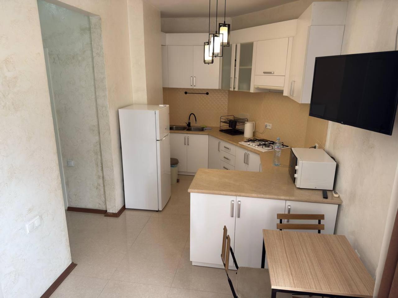 Tavdadebuli Apartment Batumi Kültér fotó